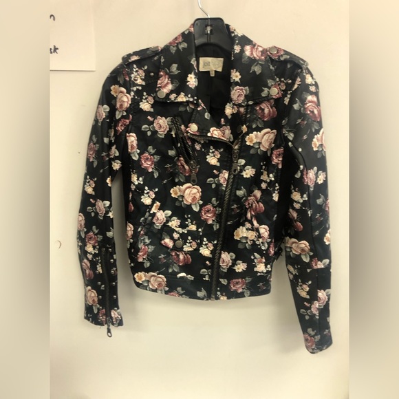 JOLT BOMBER FLORAL JACKET IN SIZE SMALL IN POLYURETHANE MATERIAL WATER PROOF - Picture 5 of 16
